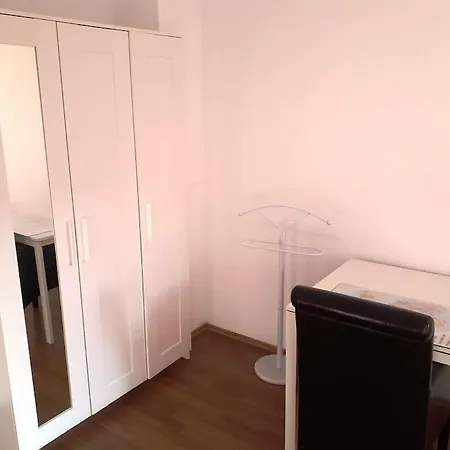 Apartment Cozy Messe